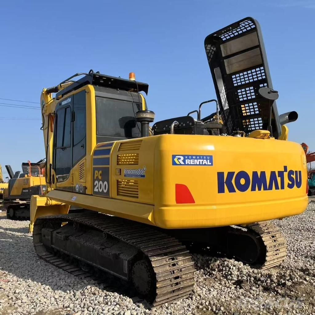 Komatsu PC 200 Bageri guseničari