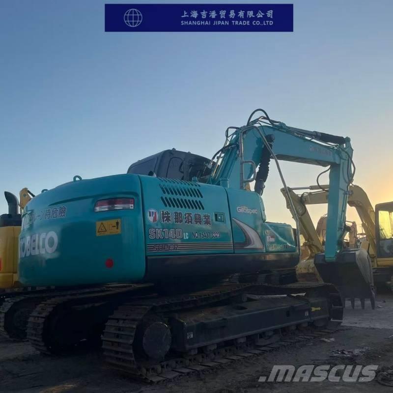 Kobelco SK 140 Midi bageri 7t – 12t