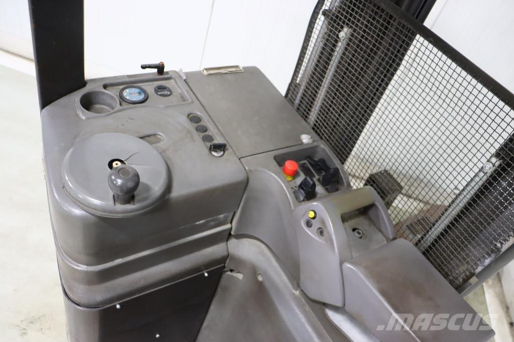 Nissan AJN160 Viljuškari sa pomičnim stupom