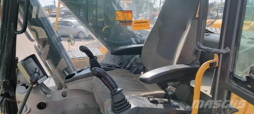 Volvo EC 210 C Bageri guseničari
