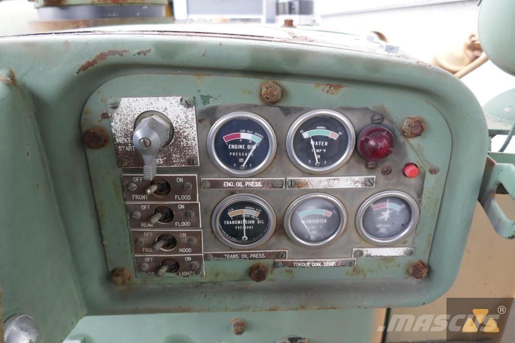 CAT D7F Ex-army Buldožeri guseničari