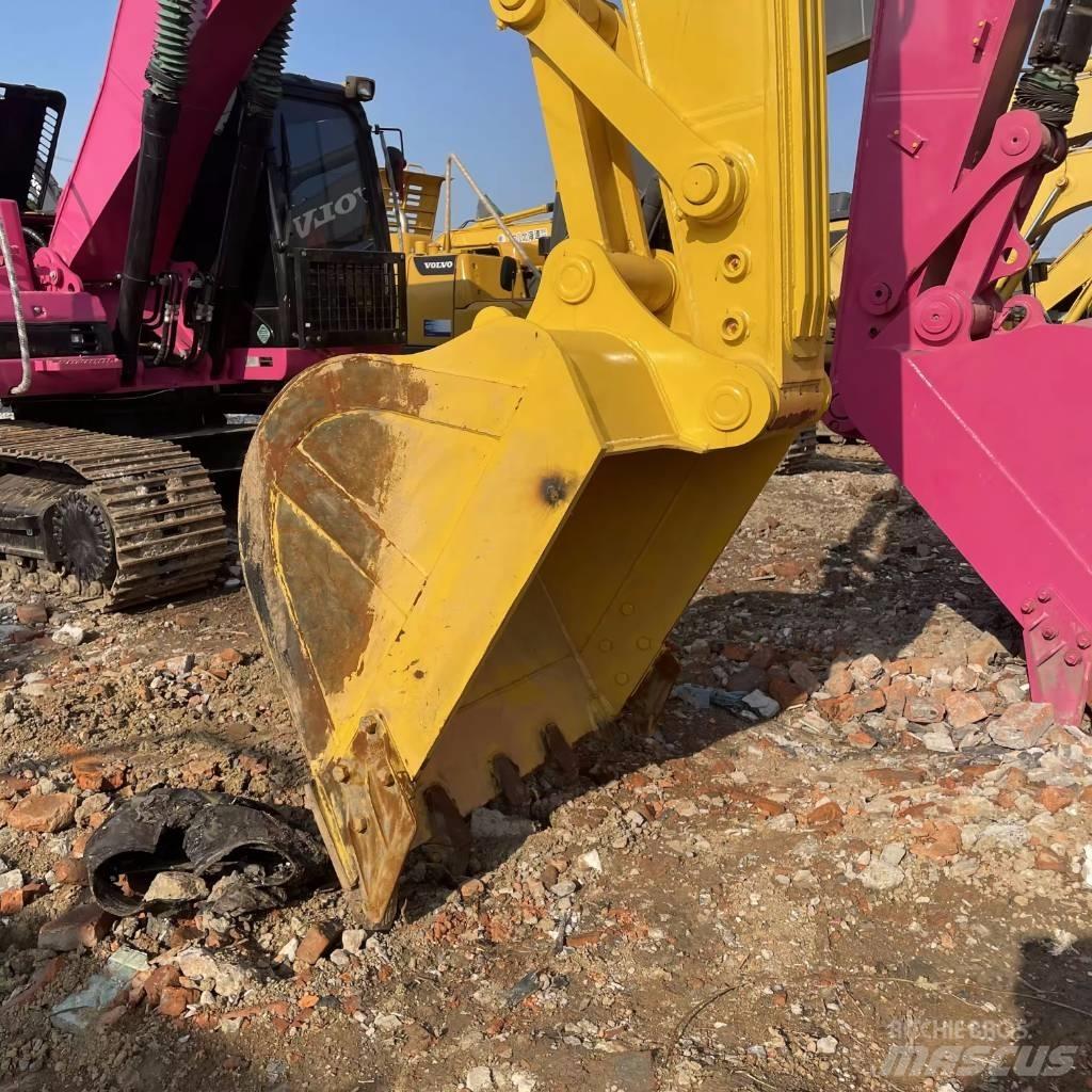 Komatsu PC 240 Bageri guseničari