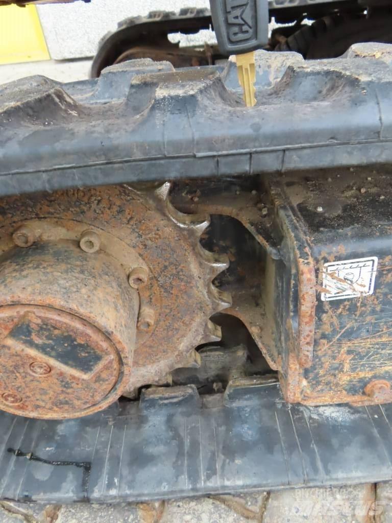 CAT 301.7 D Mini bageri < 7t
