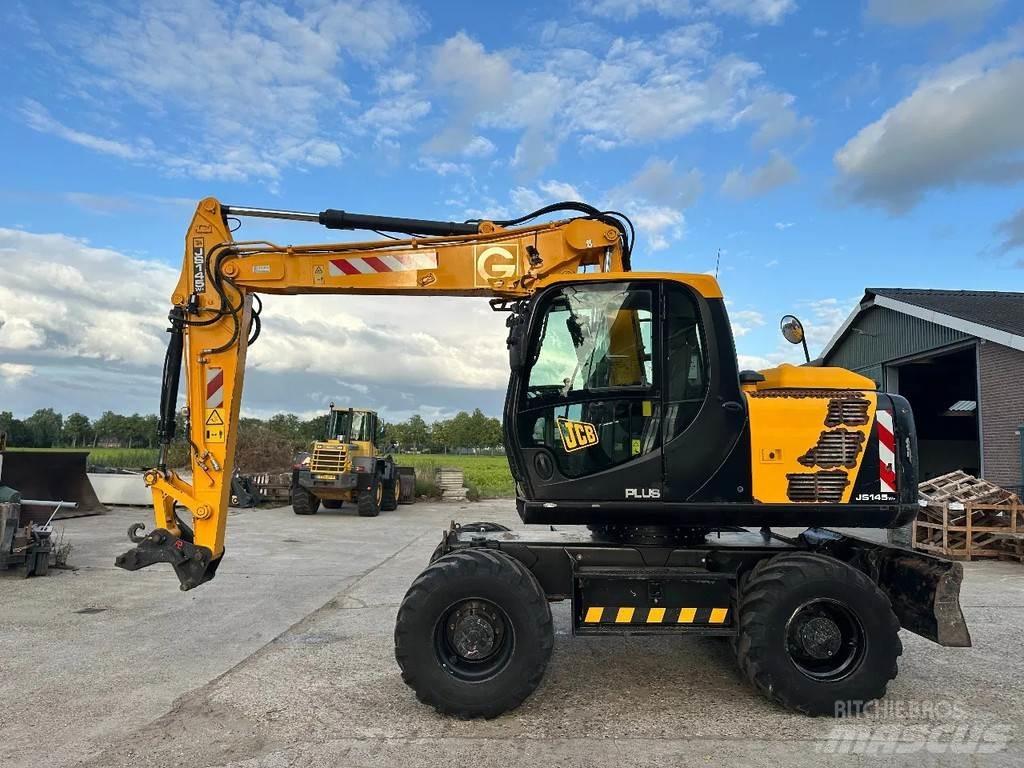 JCB JS145W Bageri točkaši