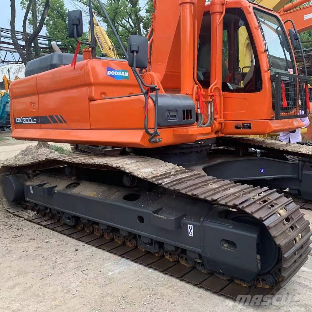 Doosan dx300 Bageri guseničari