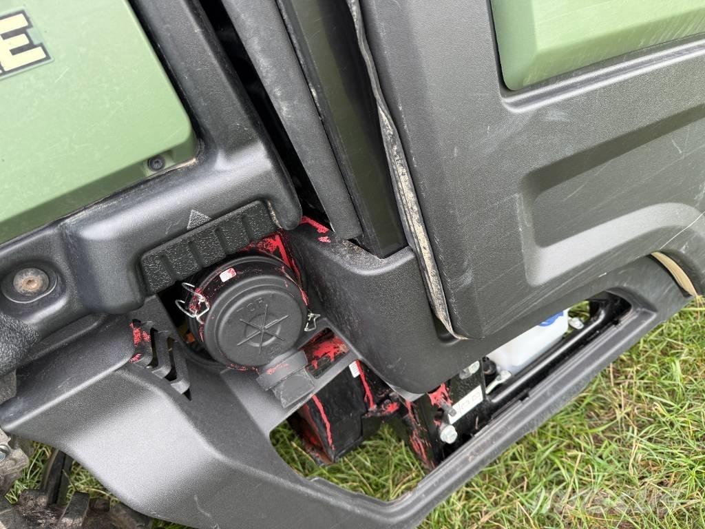 John Deere XUV 865 Pomoćne mašine