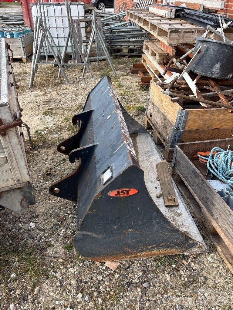 Kubota 4815 Teleskopski viljuškari
