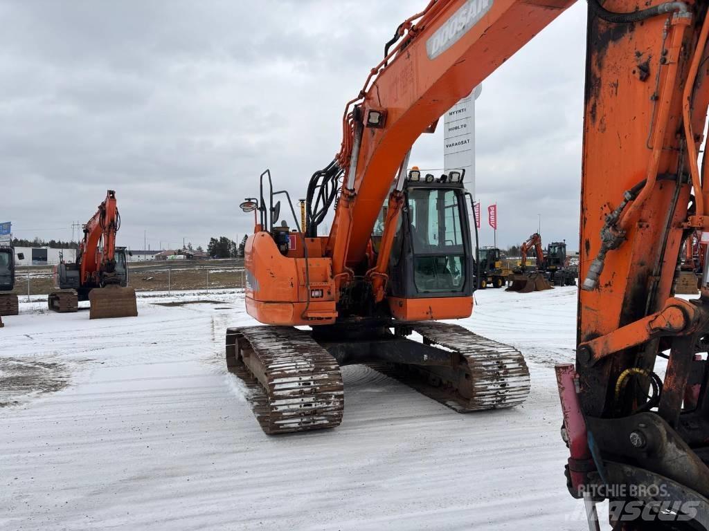Doosan DX225 LC R Bageri guseničari