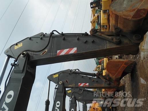 Volvo EC 460 B LC Bageri guseničari