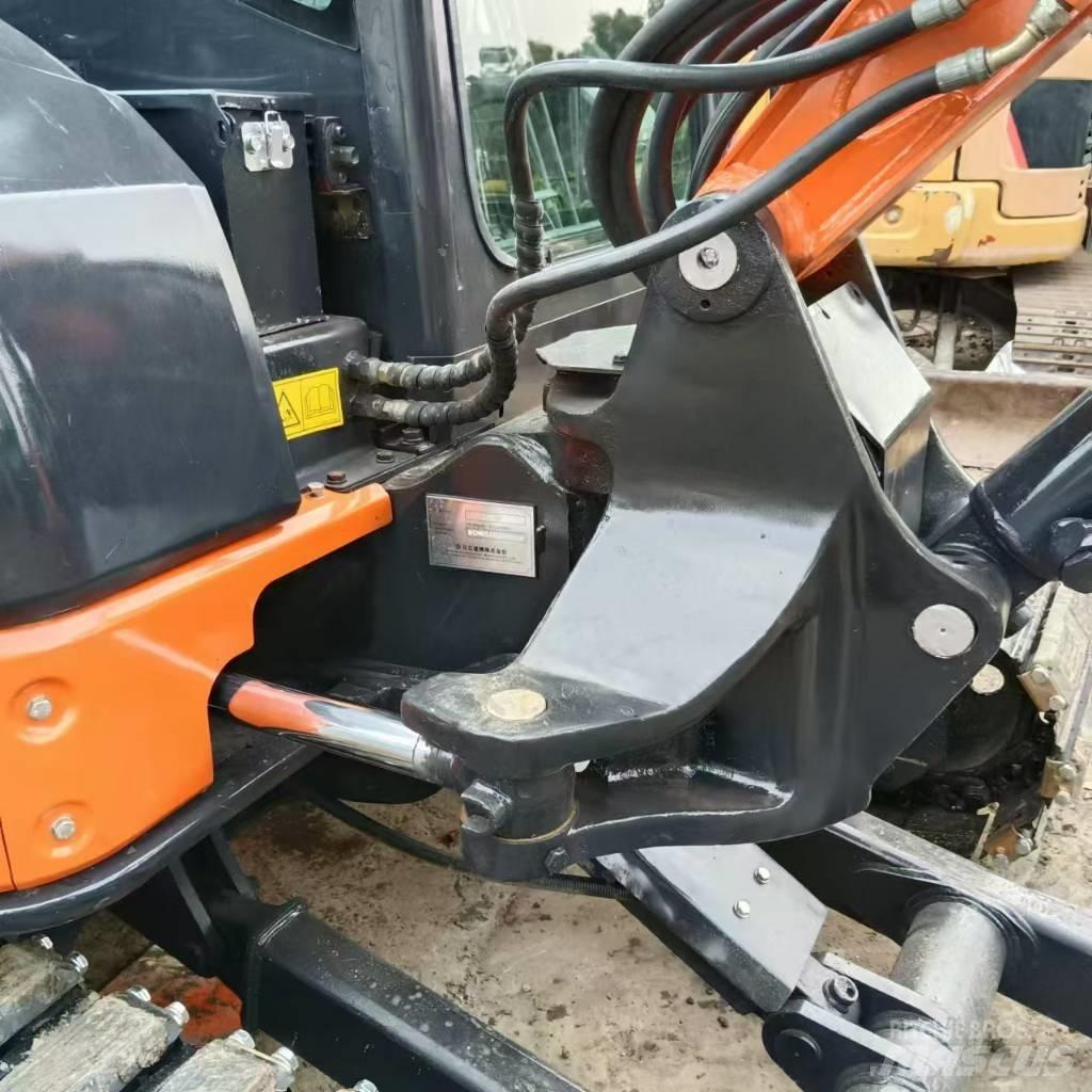 Hitachi ZX 50 U Mini bageri < 7t