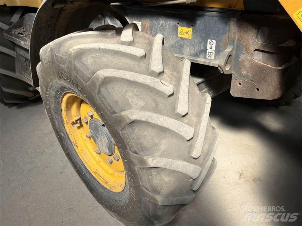 Fermec 860 Rovokopači