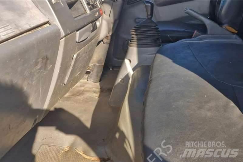 Isuzu NQR500 Ostali kamioni