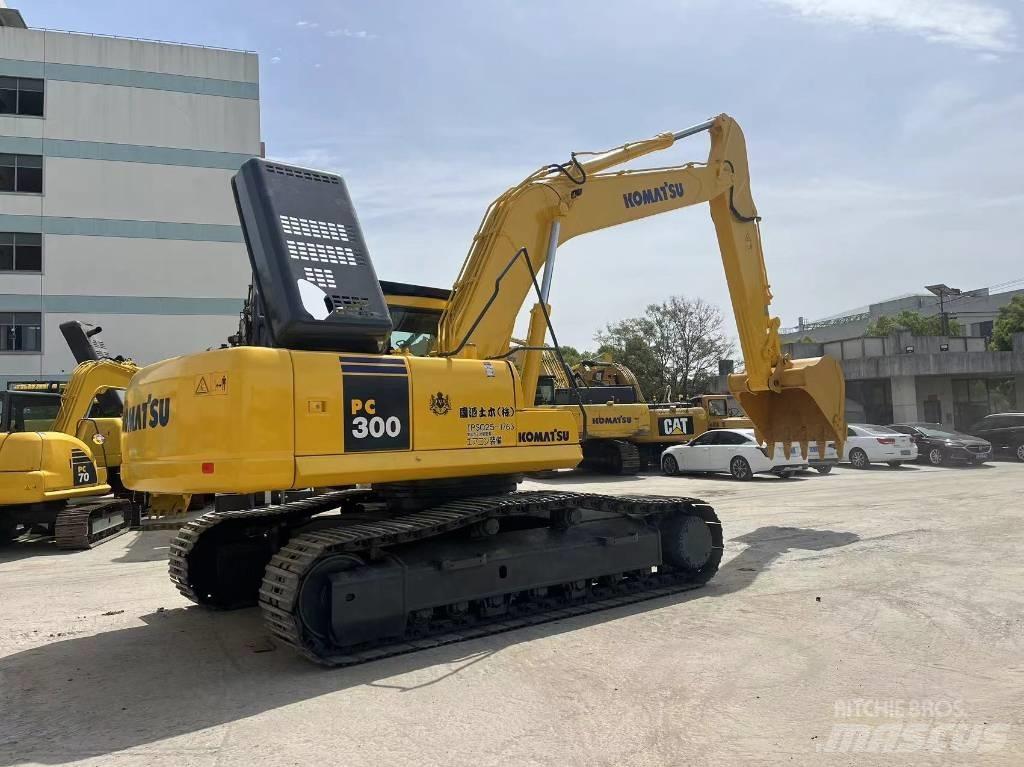 Komatsu PC 300 Bageri guseničari