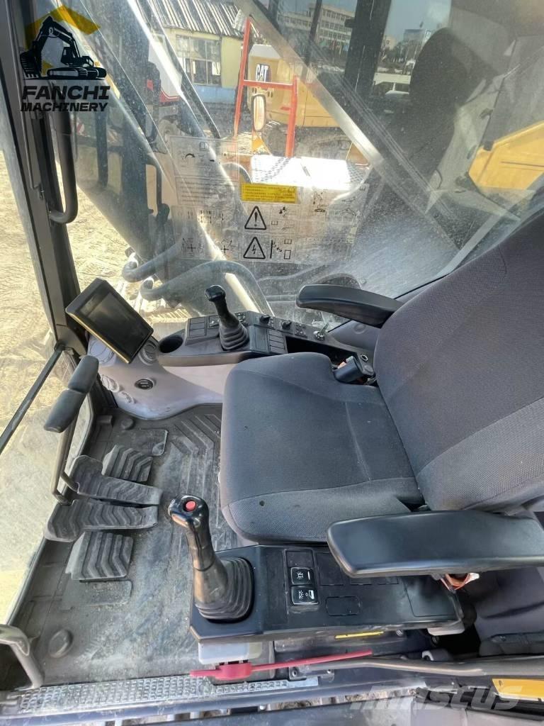 Volvo 950950EL Bageri guseničari