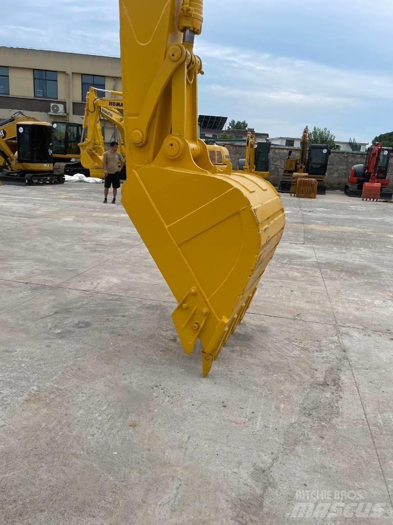 Komatsu pc220-7 Bageri guseničari