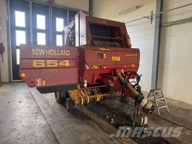 New Holland 654 Prese/balirke za rolo bale