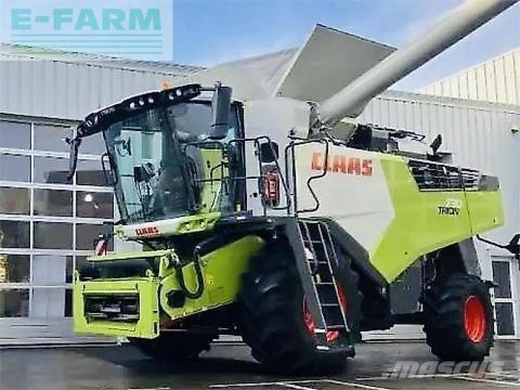 CLAAS trion 730 Kombajni