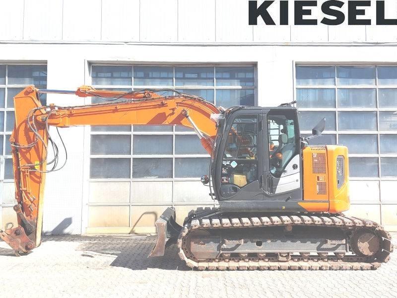 Hitachi ZX 135 US-6 Bageri guseničari