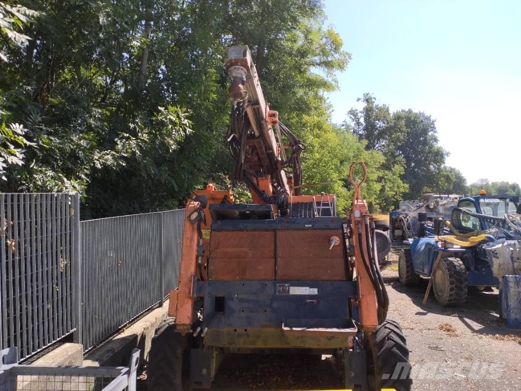 Tamrock COMMANDO 300 Terenske bušilice