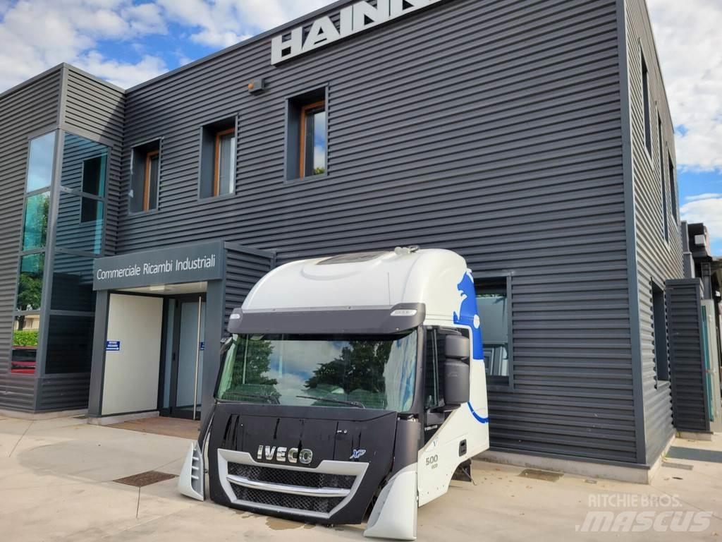 Iveco AS Kabine i unutrašnjost