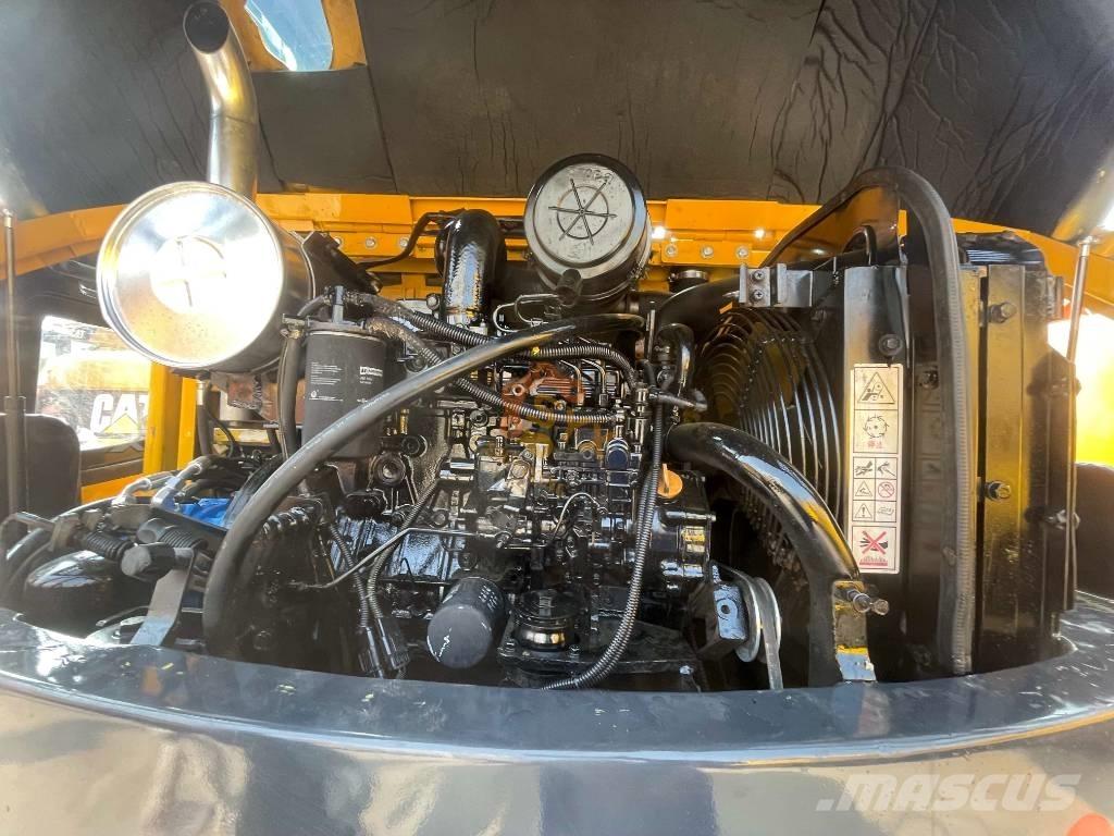 Hyundai 60w-9 Bageri guseničari