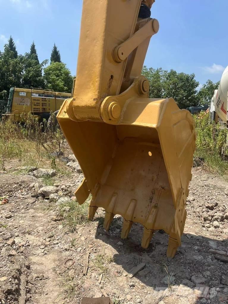 CAT 320 C L Bageri guseničari