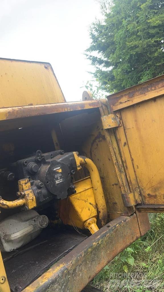 Mitsubishi MS 120 Bageri guseničari