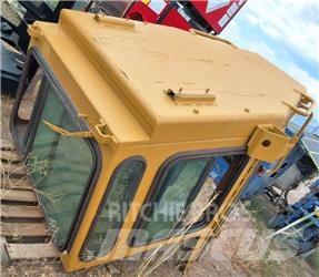 CAT D 8 R Buldožeri guseničari
