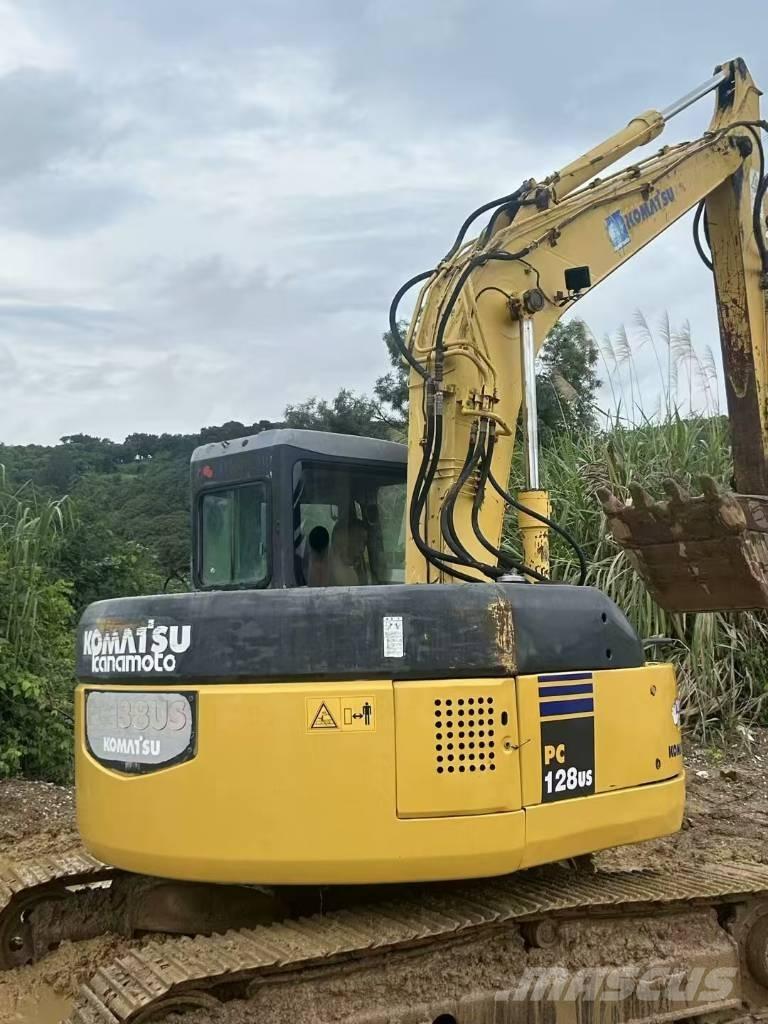 Komatsu PC 128 US Bageri guseničari