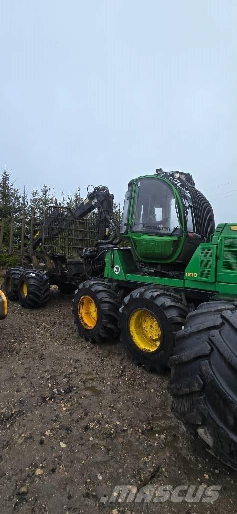 John Deere 1210 E Forvarderi