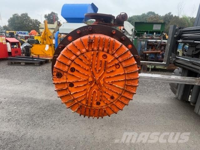 Daewoo Mega 300 III Osovine