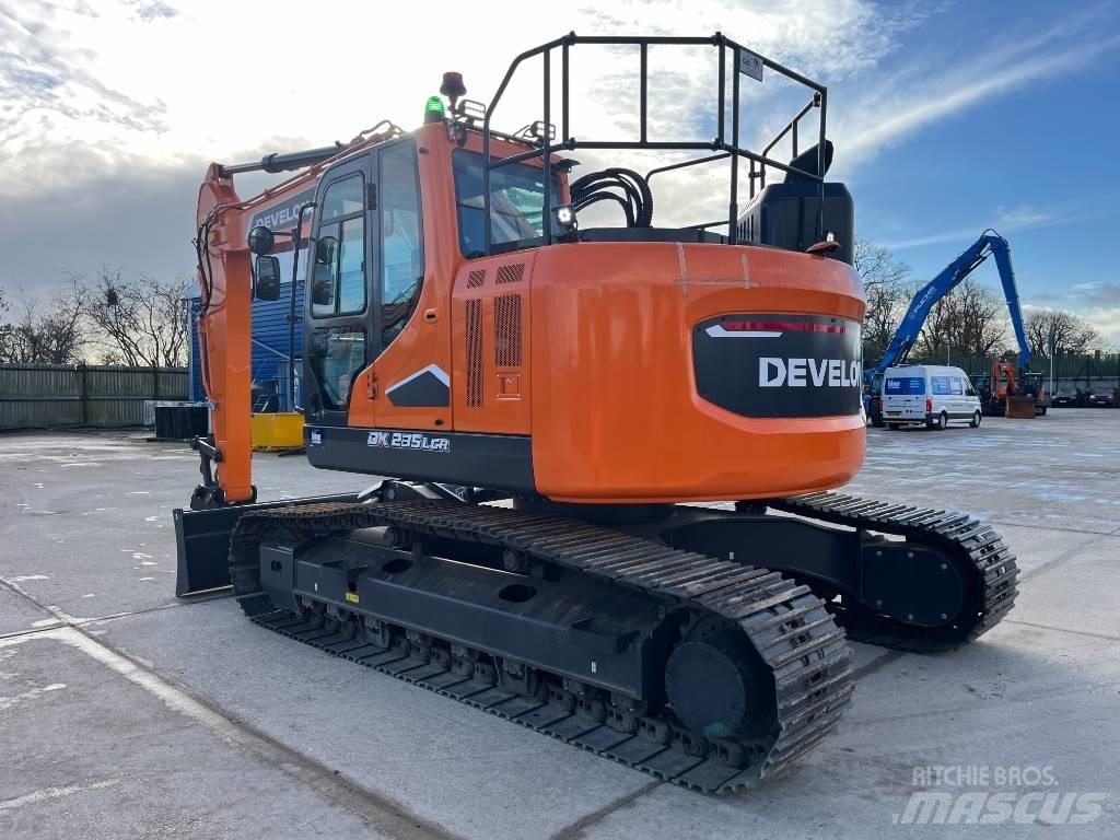 Develon DX 235 LCR-7 Bageri guseničari