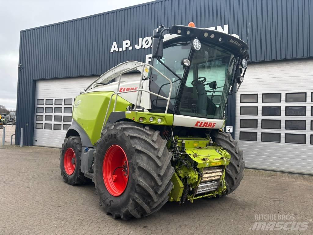 CLAAS Jaguar 960 4WD Mašine za stočnu hranu sa sopstvenim pogonom