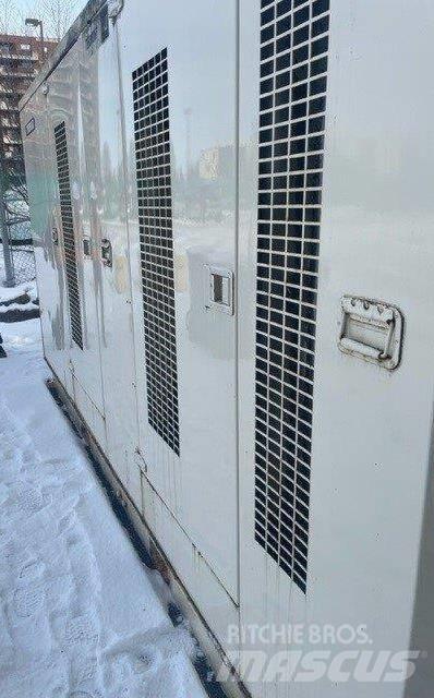 CAT XQ350, 600 Volt Dizel generatori