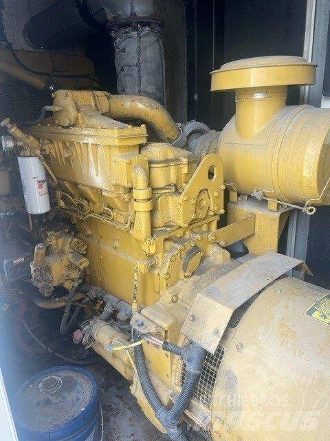 CAT XQ350, 600 Volt Dizel generatori