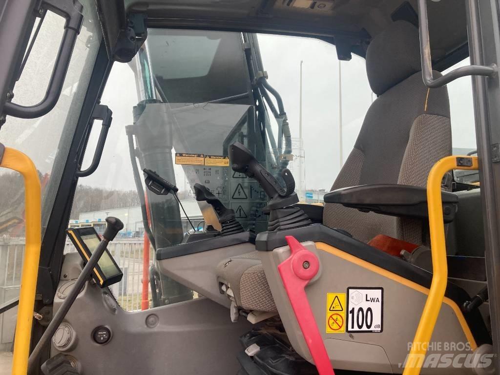 Volvo EC 140 EL Bageri guseničari