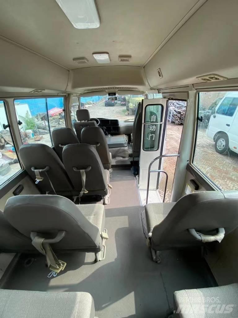 Toyota Coaster Bus Mini autobusi