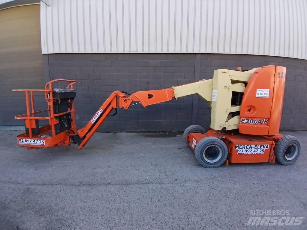 JLG E300AJP Zglobne podizne platforme