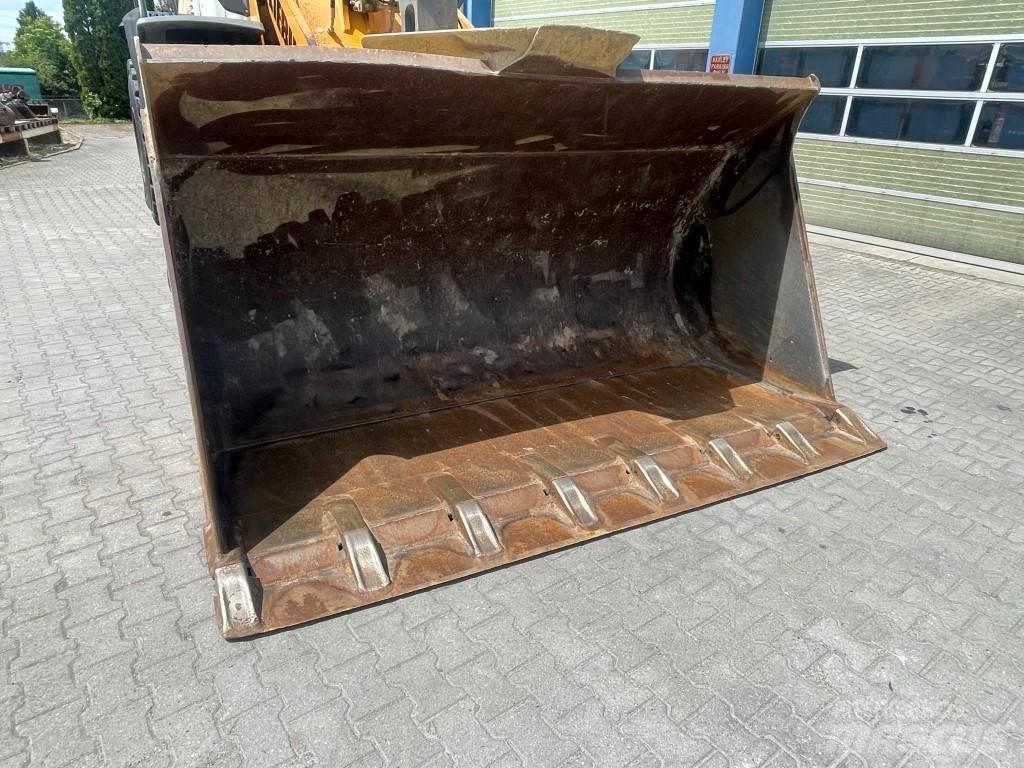 Liebherr L 576 Utovarivači na točkove