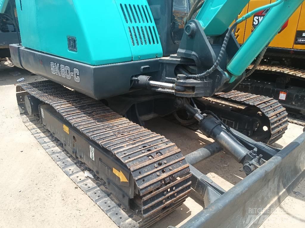 Kobelco SK 60 Bageri guseničari