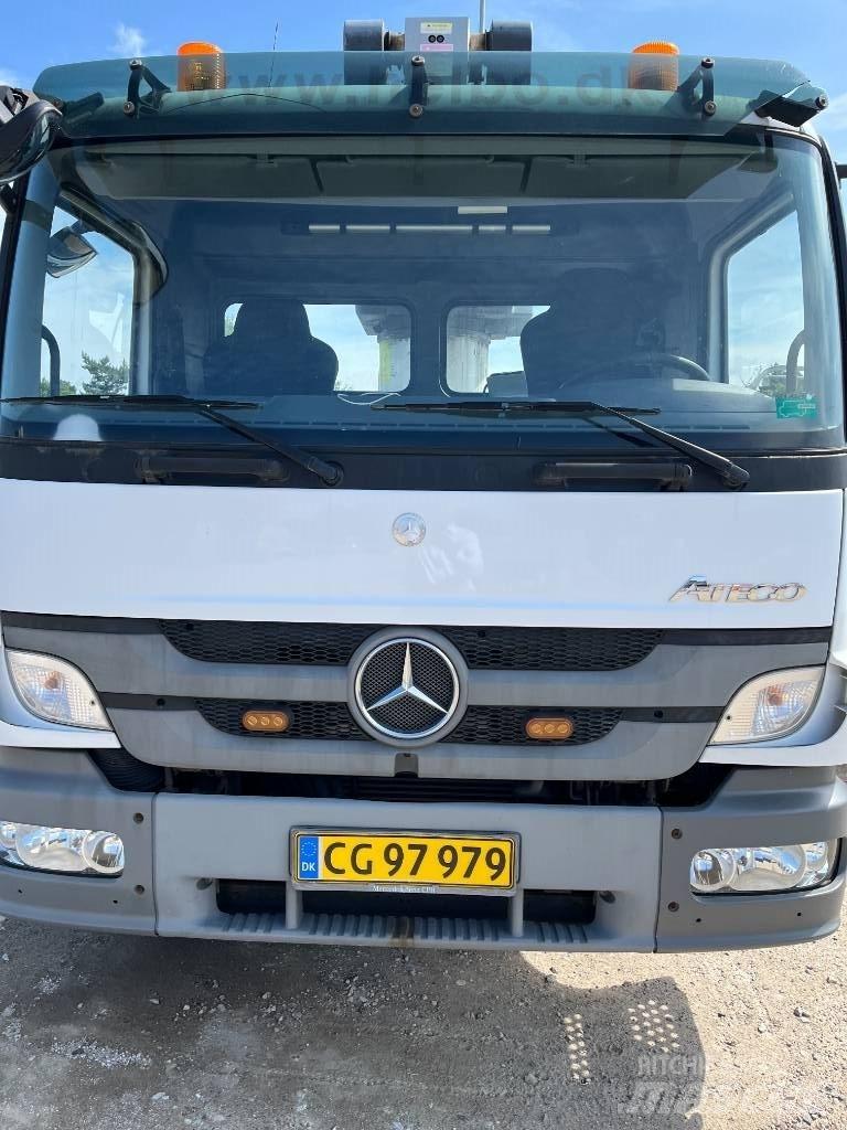 VERSALIFT VT-66-LF Auto korpe