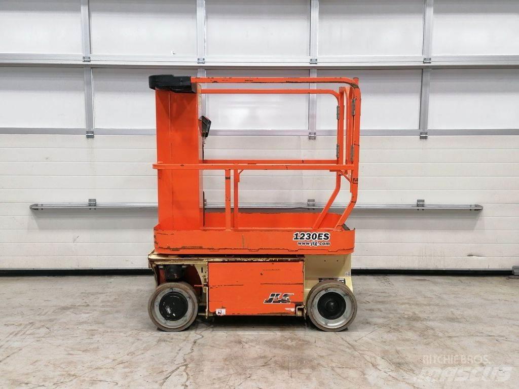 JLG 1230ES Makazaste platforme