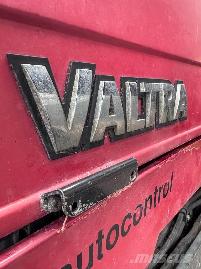 Valtra 900 Traktori