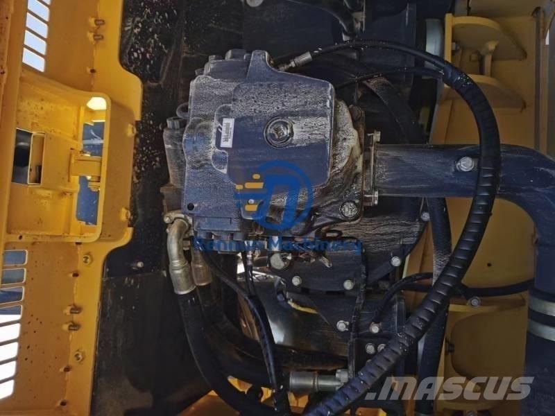 Komatsu PC360-7 Bageri guseničari
