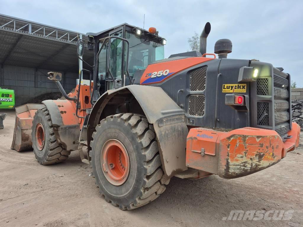 Hitachi ZW 250-6 Utovarivači na točkove