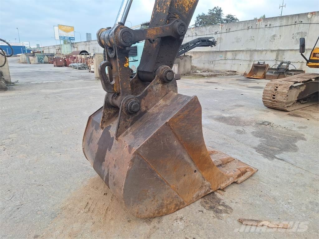 JCB JS 220 Ostalo za građevinarstvo