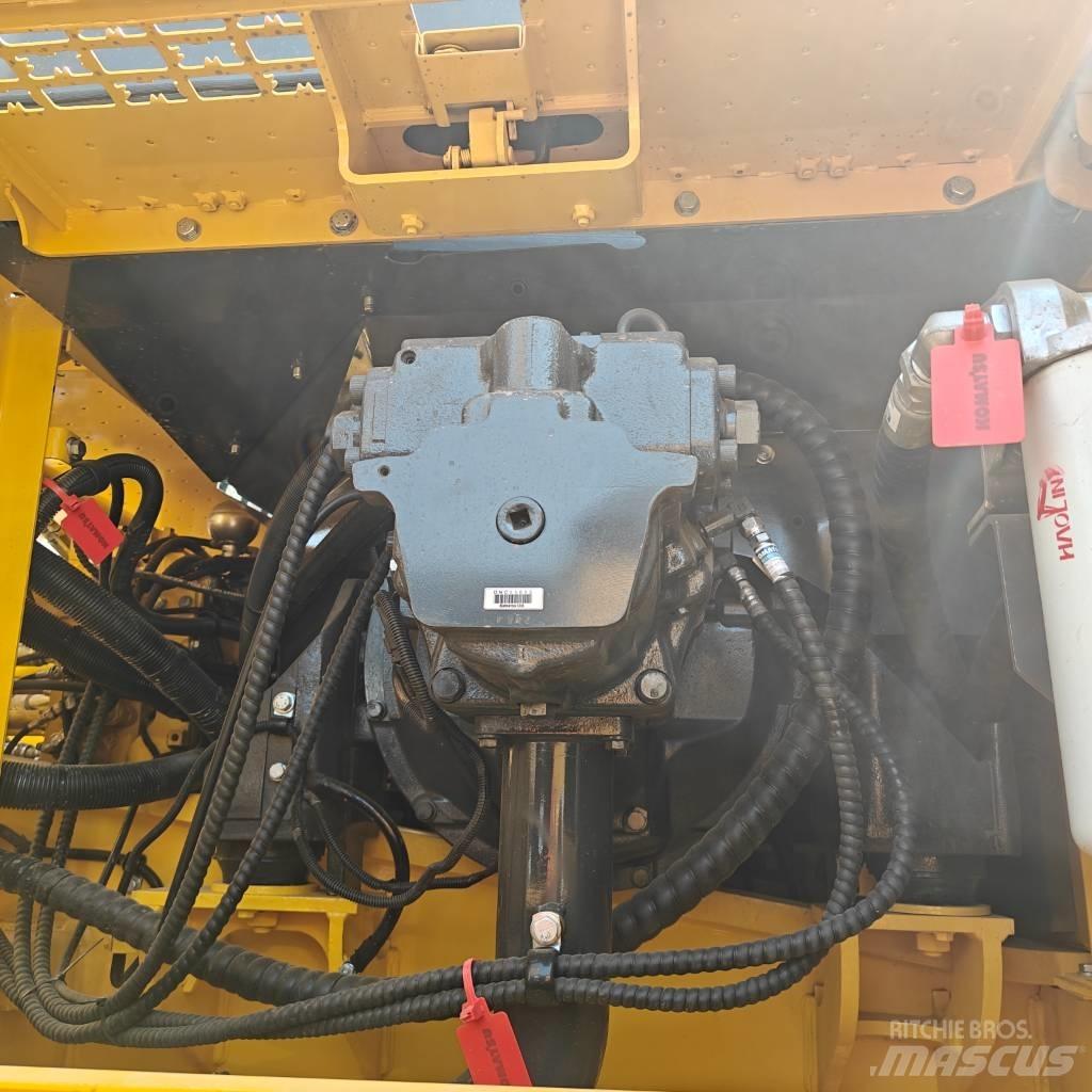 Komatsu 350-8 Bageri guseničari