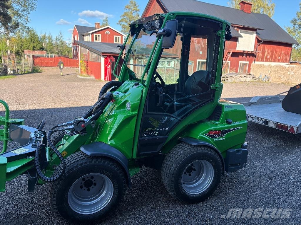 Avant 640 i Višenamenski utovarivači