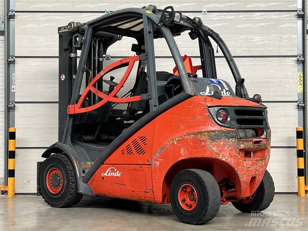 Linde H25T Plinski viljuškari