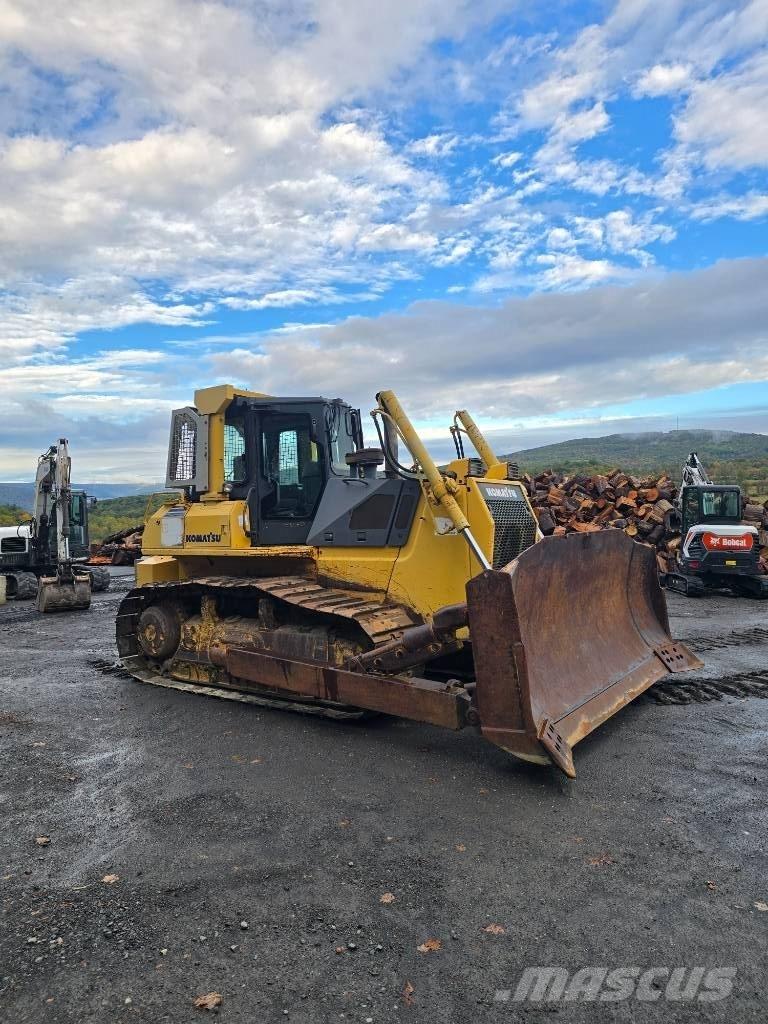 Komatsu D 65 EX-15 L Buldožeri guseničari
